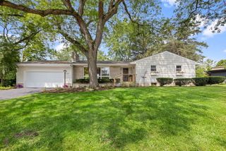 624 Willow Lane, Geneva, IL 60134