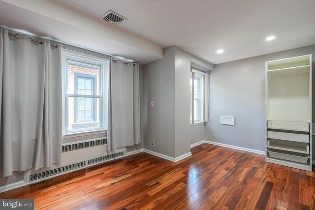 2513 S 19TH ST, Philadelphia, PA 19145