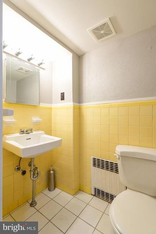 2513 S 19TH ST, Philadelphia, PA 19145