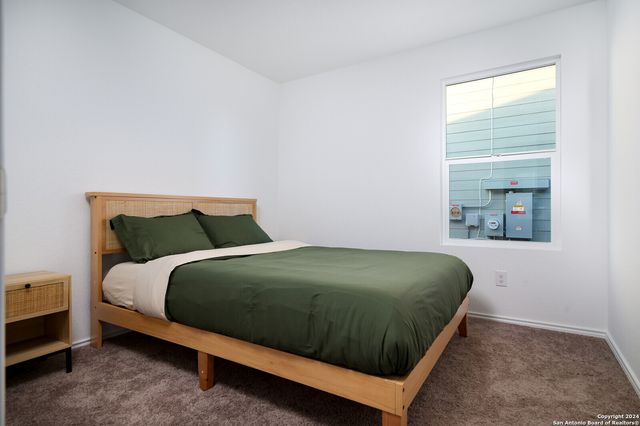 13911 WOOL PARK, San Antonio, TX 78252