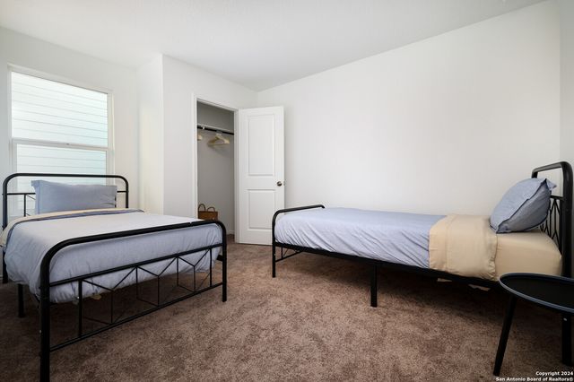 13911 WOOL PARK, San Antonio, TX 78252