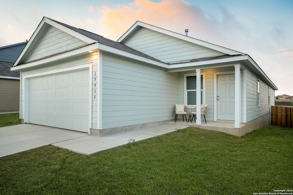 13911 WOOL PARK, San Antonio, TX 78252