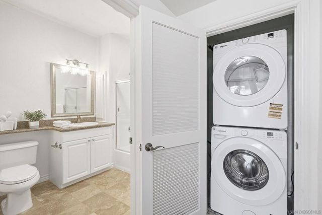 9253 Regents Rd A206, La Jolla, CA 92037