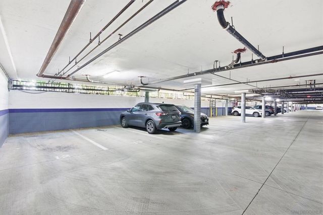 9253 Regents Rd A206, La Jolla, CA 92037