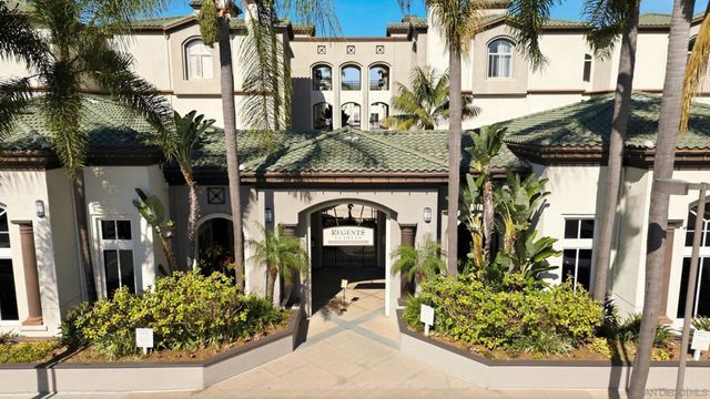 9253 Regents Rd A206, La Jolla, CA 92037
