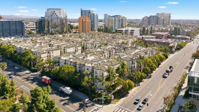 9253 Regents Rd A206, La Jolla, CA 92037