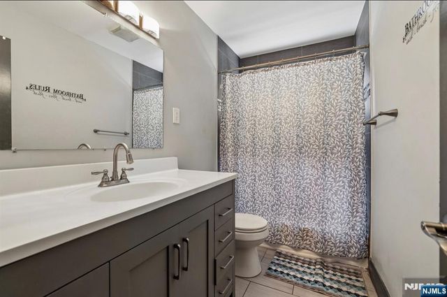 382 Amherst Street, East Orange, NJ 07018