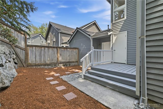4181 244th Place SE, Sammamish, WA 98029