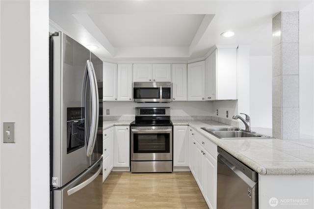 4181 244th Place SE, Sammamish, WA 98029