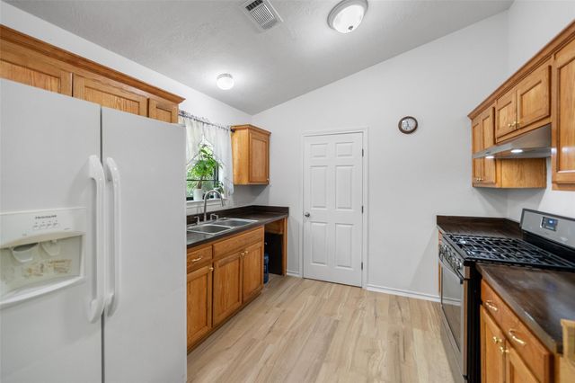 27311 Decker Woods Drive, Magnolia, TX 77354