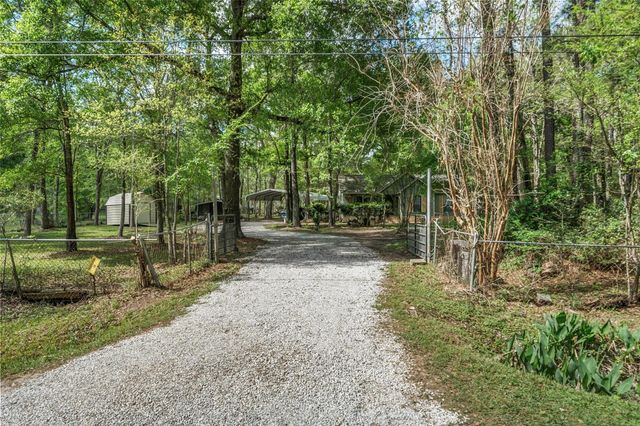 27311 Decker Woods Drive, Magnolia, TX 77354