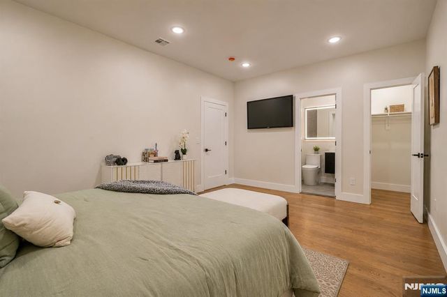 393 Myrtle Avenue, Irvington, NJ 07111