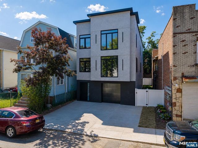 393 Myrtle Avenue, Irvington, NJ 07111