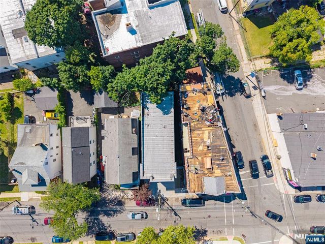 393 Myrtle Avenue, Irvington, NJ 07111