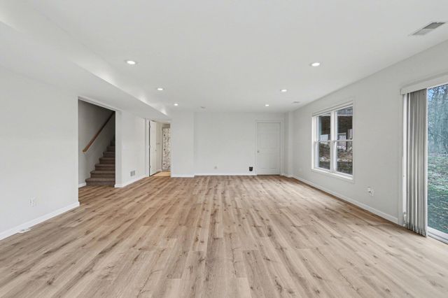 16711 Stoney Creek Court, Ross Twp, MI 49012