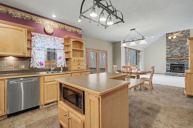 16711 Stoney Creek Court, Ross Twp, MI 49012