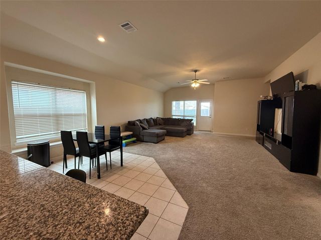 7914 Brooks Crossing Drive, Baytown, TX 77521