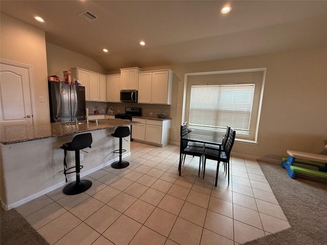 7914 Brooks Crossing Drive, Baytown, TX 77521