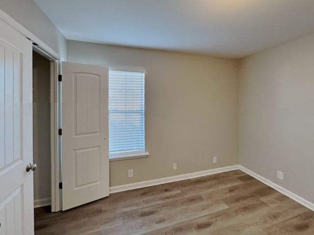 308 Canal Ct, Hermitage, TN 37076