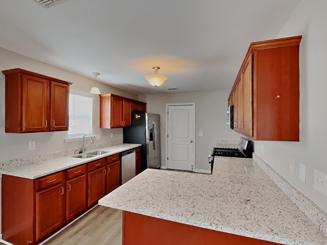 308 Canal Ct, Hermitage, TN 37076