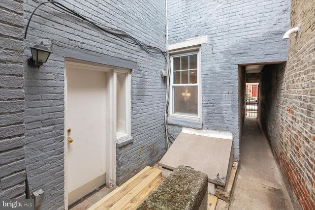 2025 EASTERN AVE, Baltimore, MD 21231