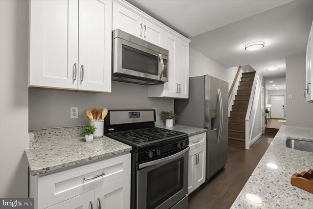 2025 EASTERN AVE, Baltimore, MD 21231