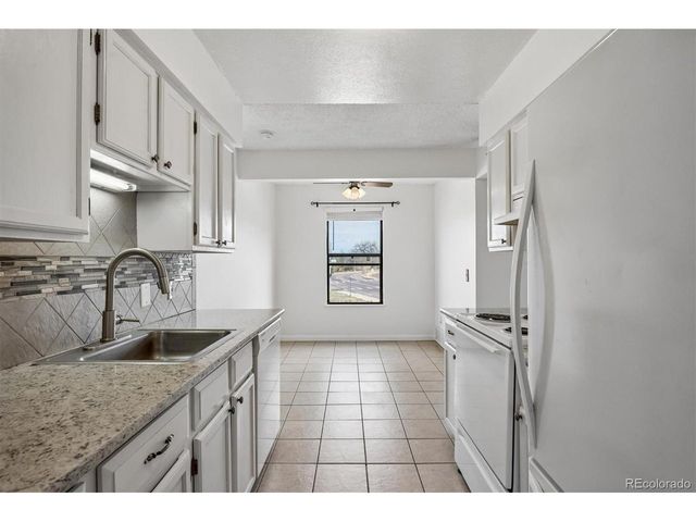 3121 S Tamarac Dr 208H, Denver, CO 80231