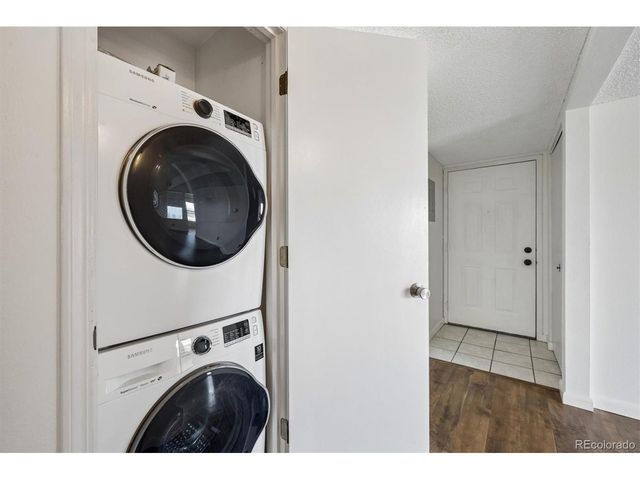 3121 S Tamarac Dr 208H, Denver, CO 80231