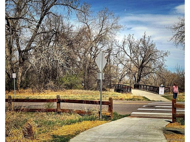 3121 S Tamarac Dr 208H, Denver, CO 80231