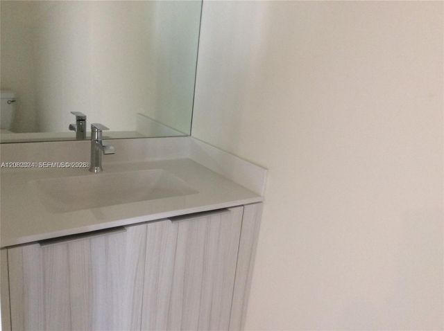 4286 NW 83rd Avenue 0, Doral, FL 33166