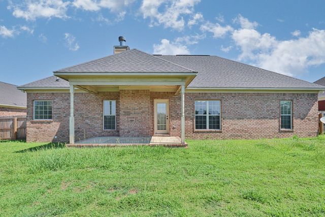 2749 Sawgrass Lane, Phenix City, AL 36867