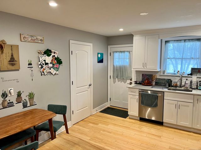 7 Dale Street 2R, Stamford, CT 06902