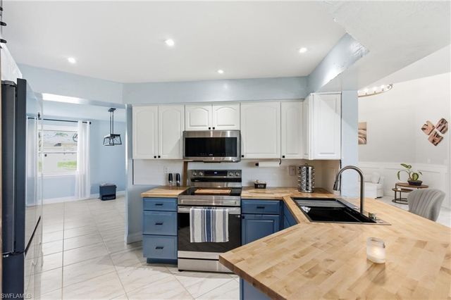 1722 SW 45th ST, Cape Coral, FL 33914