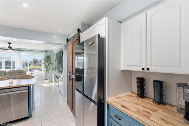 1722 SW 45th ST, Cape Coral, FL 33914