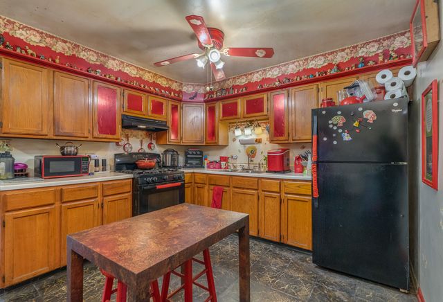 15319 Cherry Lane, Markham, IL 60428