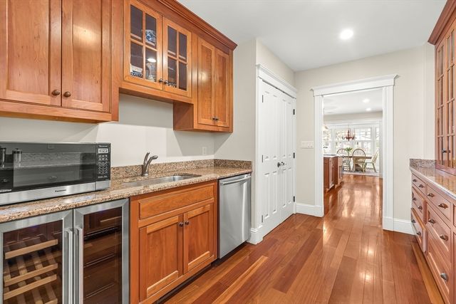 12 Salisbury Street, Winchester, MA 01890