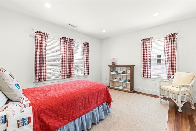 12 Salisbury Street, Winchester, MA 01890