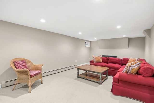 12 Salisbury Street, Winchester, MA 01890