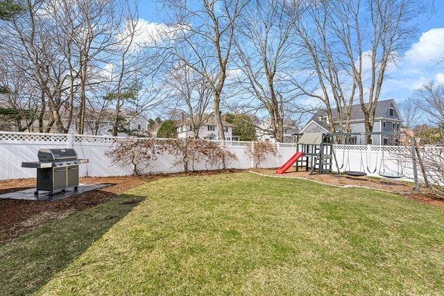 12 Salisbury Street, Winchester, MA 01890