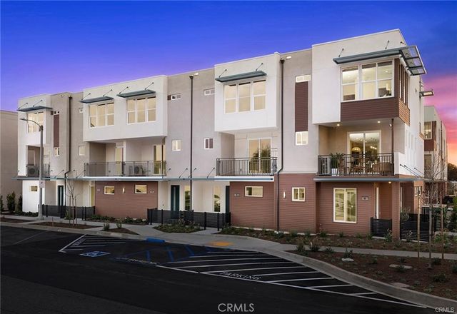 629 E Mission, Pomona, CA 91766