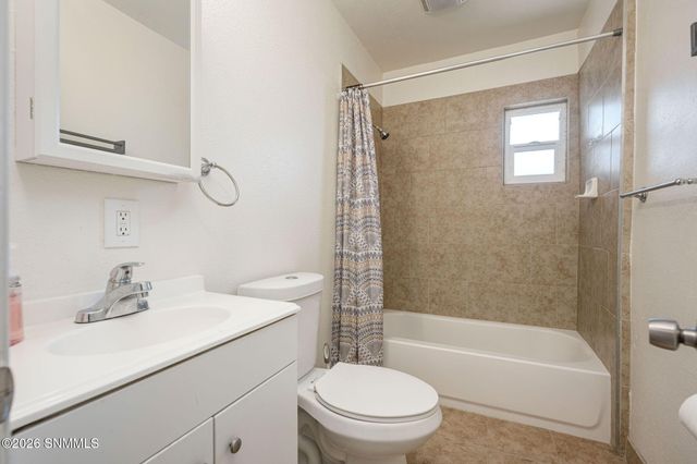 1255 W Ethel Avenue A & B, Las Cruces, NM 88005