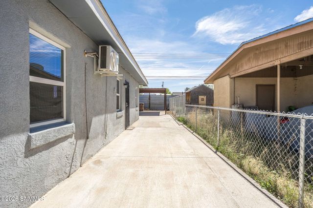 1255 W Ethel Avenue A & B, Las Cruces, NM 88005