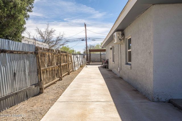 1255 W Ethel Avenue A & B, Las Cruces, NM 88005