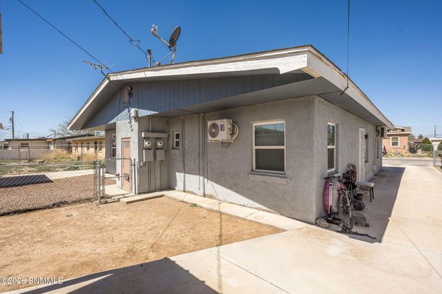 1255 W Ethel Avenue A & B, Las Cruces, NM 88005