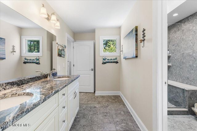 2 Richards Way, Holmdel, NJ 07733