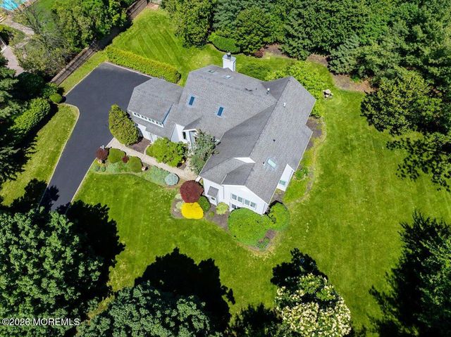 2 Richards Way, Holmdel, NJ 07733