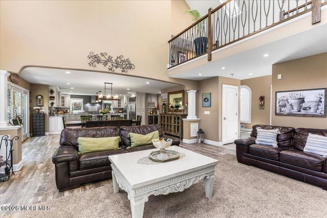 2 Richards Way, Holmdel, NJ 07733