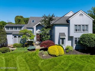 2 Richards Way, Holmdel, NJ 07733