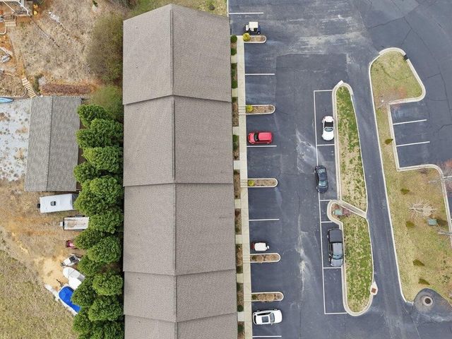 1255 New Lake Road, Spring City, TN 37381
