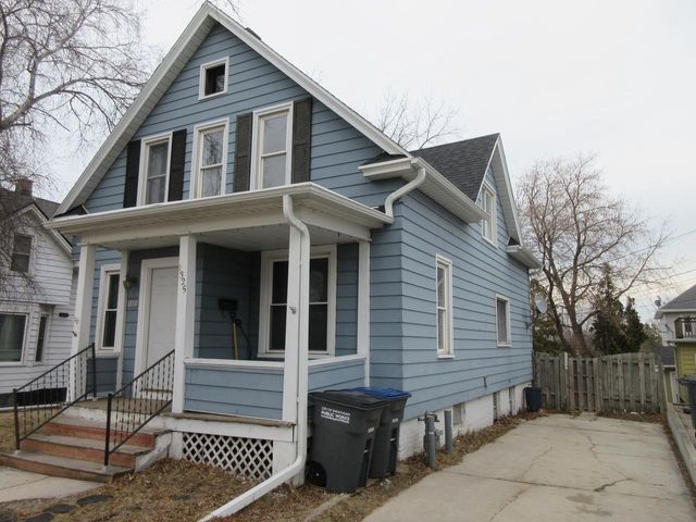 1325 S 11th STREET, Sheboygan, WI 53081